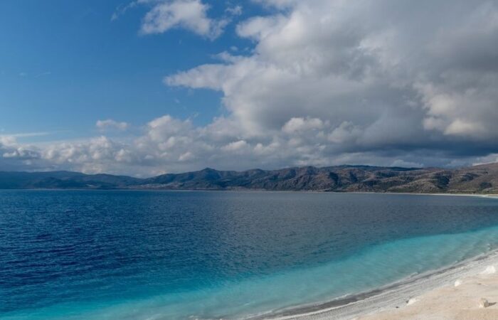 salda lake photo